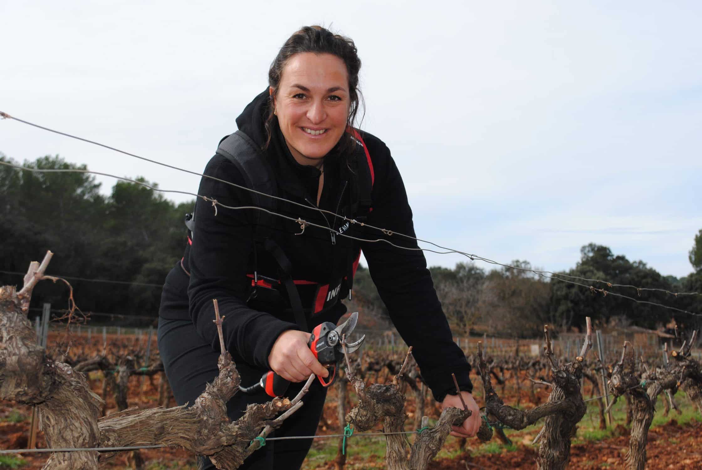 , « The French vigneronne »: d&rsquo;ingénieure à viticultrice, cette Varoise raconte son retour à la terre